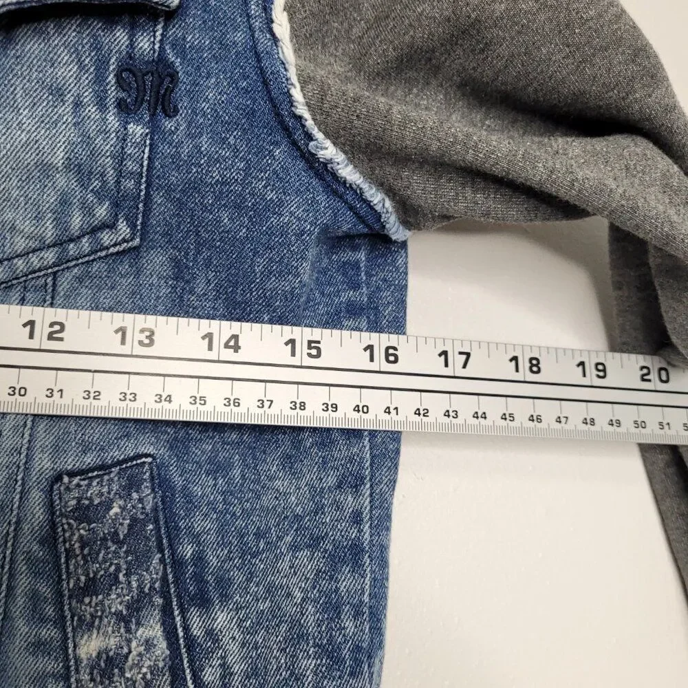 Miss Me grunge denim jacket sweatshirt hoodie jacket size small